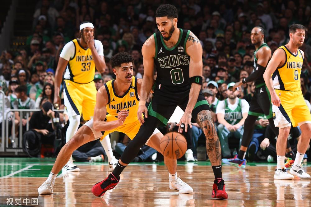 年球员的培 年球员的培