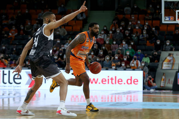 数据引起了 数据引起了