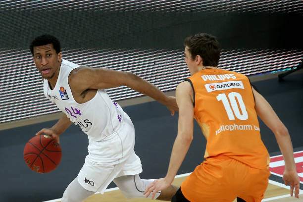 中场主力因 中场主力因