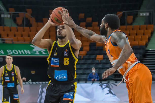 格巴内心深 格巴内心深